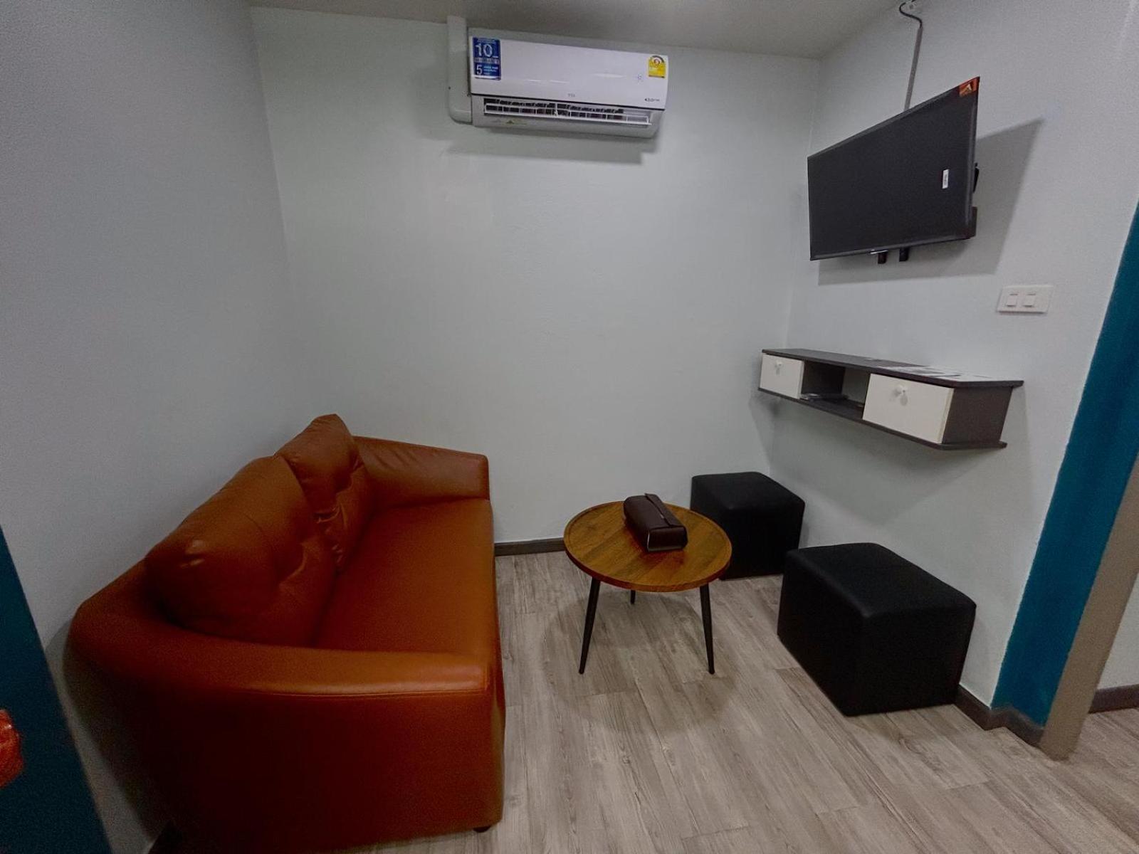 Skylink Homes Bangkok Bagian luar foto