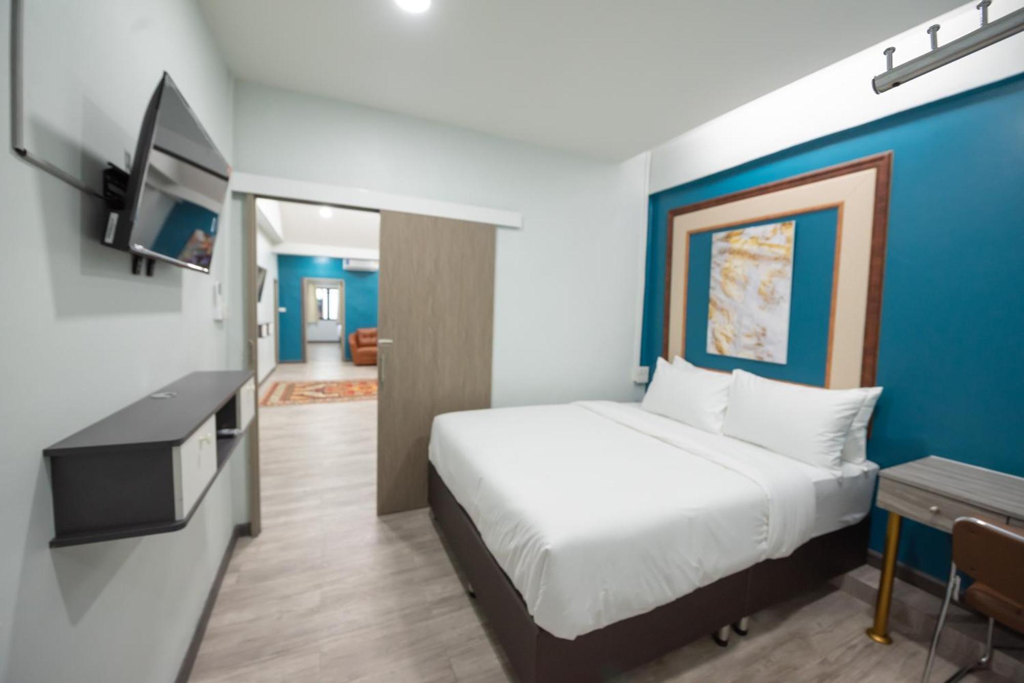 Skylink Homes Bangkok Bagian luar foto