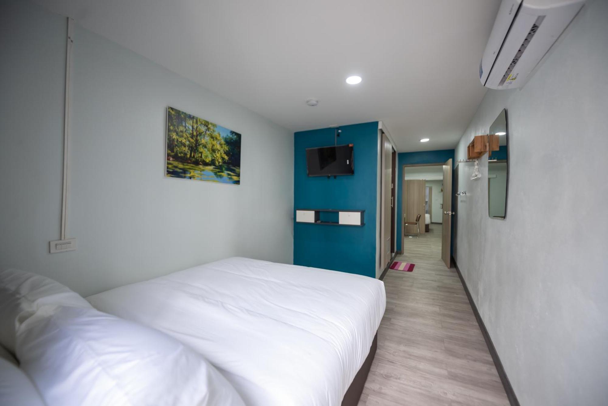 Skylink Homes Bangkok Bagian luar foto