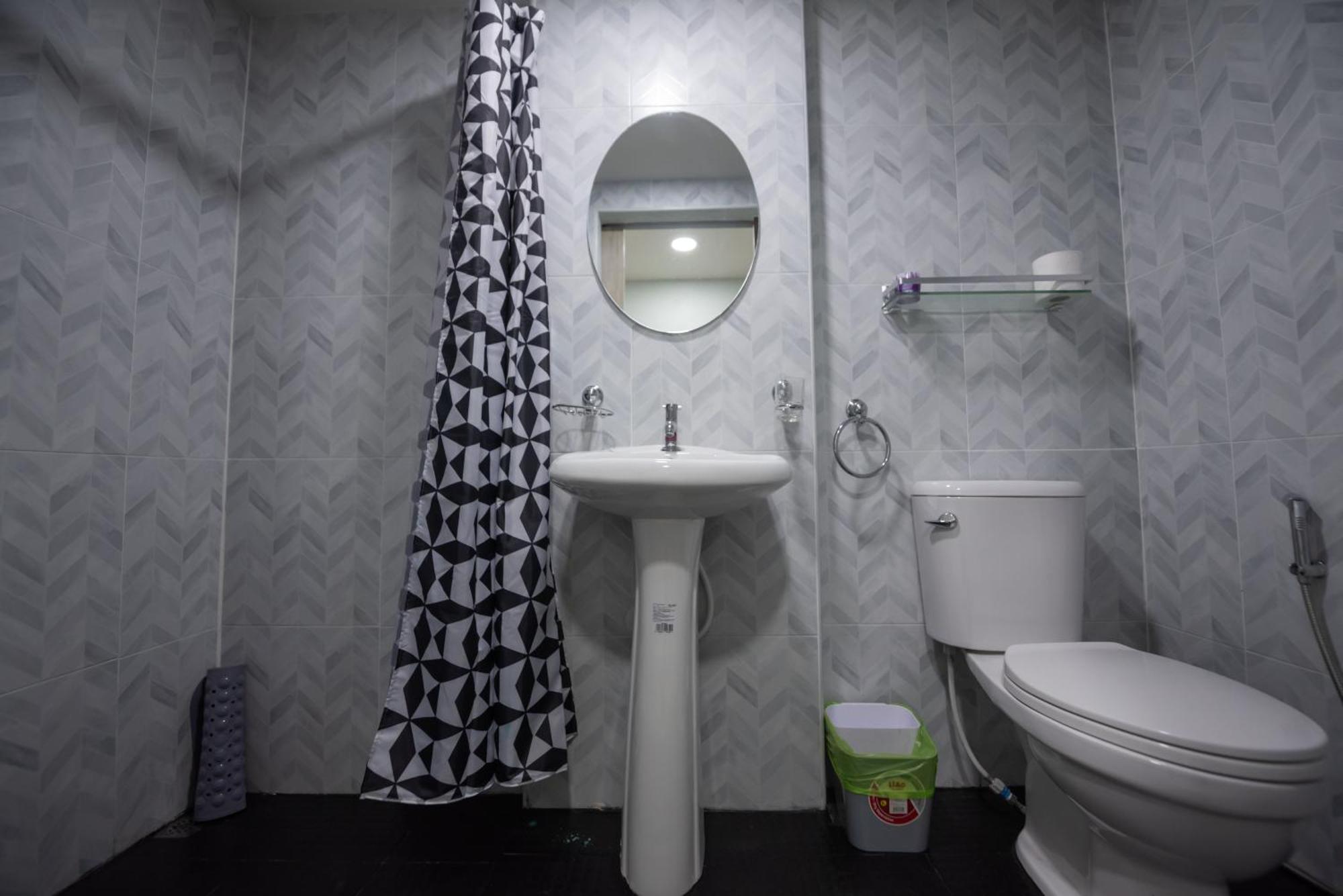 Skylink Homes Bangkok Bagian luar foto
