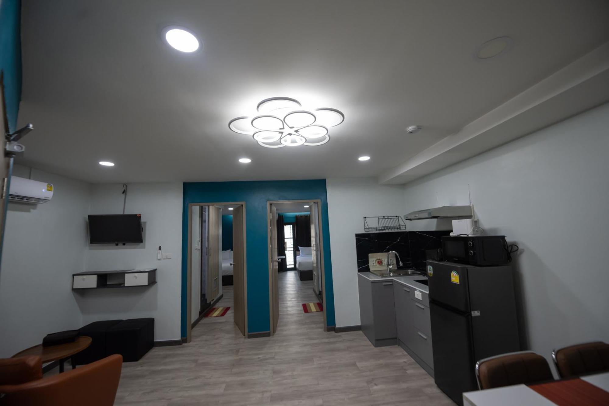 Skylink Homes Bangkok Bagian luar foto