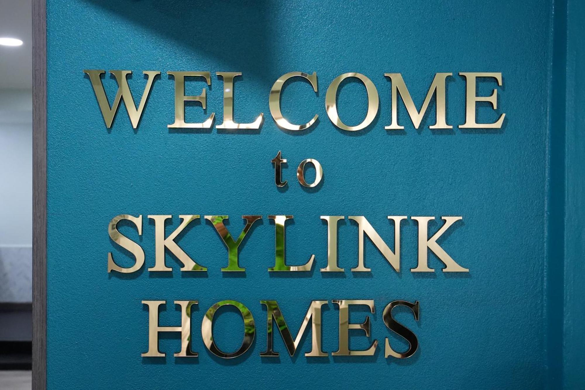 Skylink Homes Bangkok Bagian luar foto